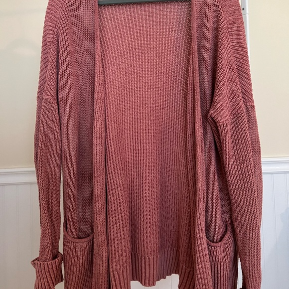 Universal Threads Cardigan - Picture 2 of 3